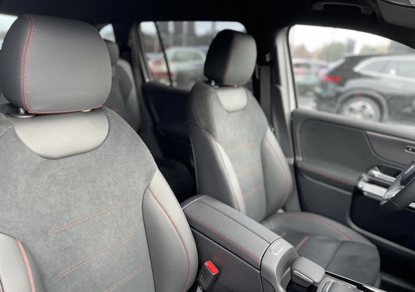 Mercedes-Benz EQB cena 271700 przebieg: 5, rok produkcji 2023 z Korsze małe 154
